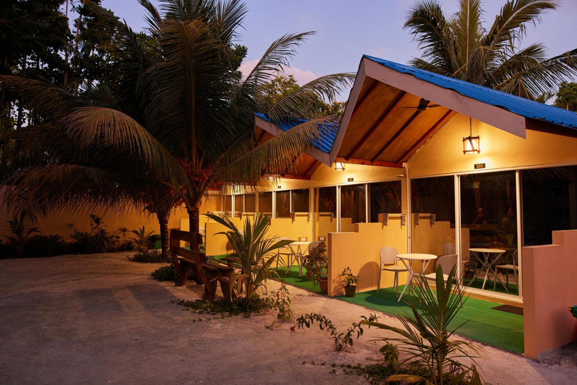 Relax Lodge Thoddoo Extérieur photo